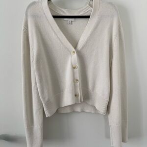 Banana Republic Cream V-Neck Cropped Button Cardigan